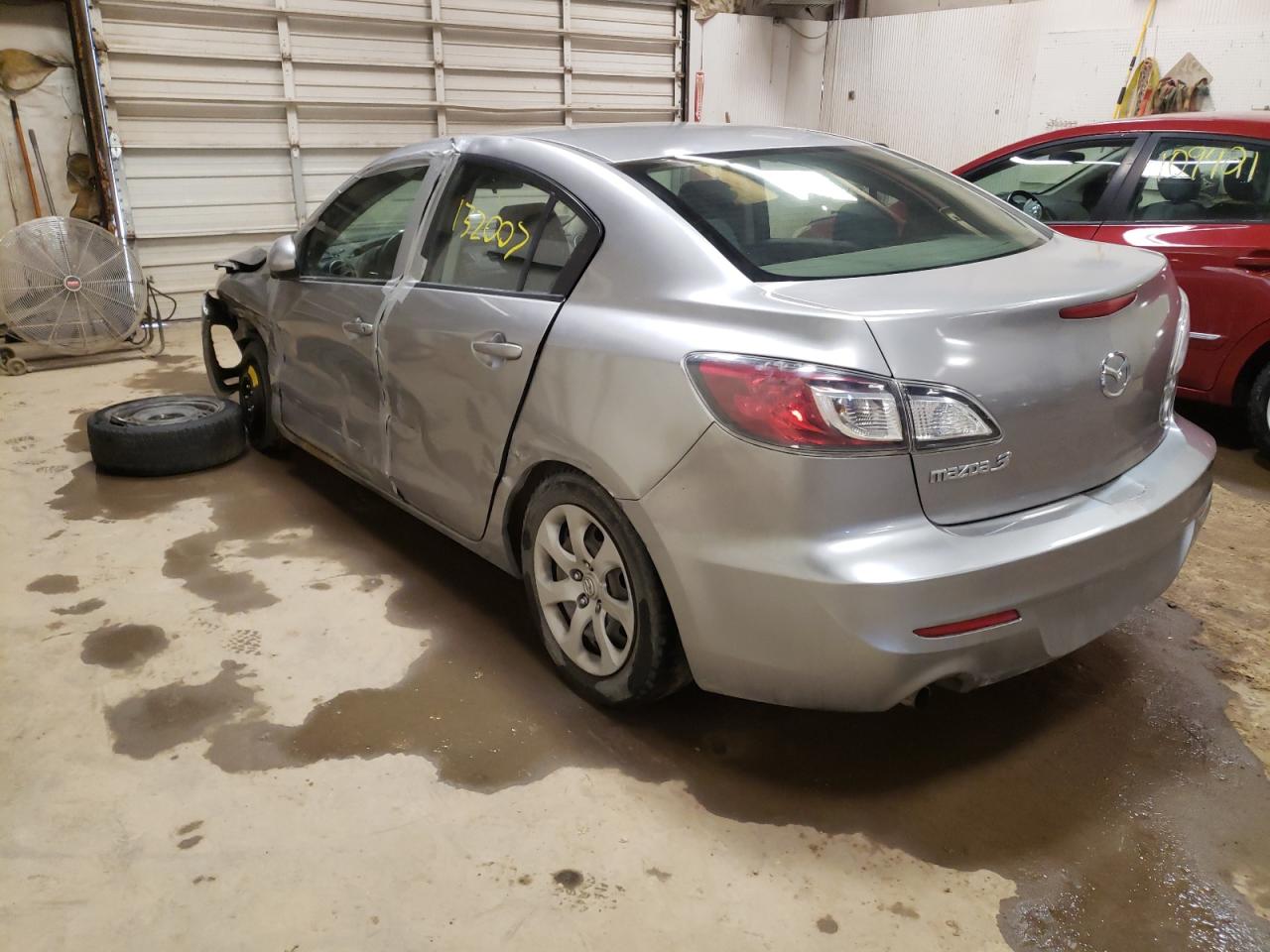 Photo 3 from auction – 2012 MAZDA 3 I with VIN JM1BL1UG4C1591669