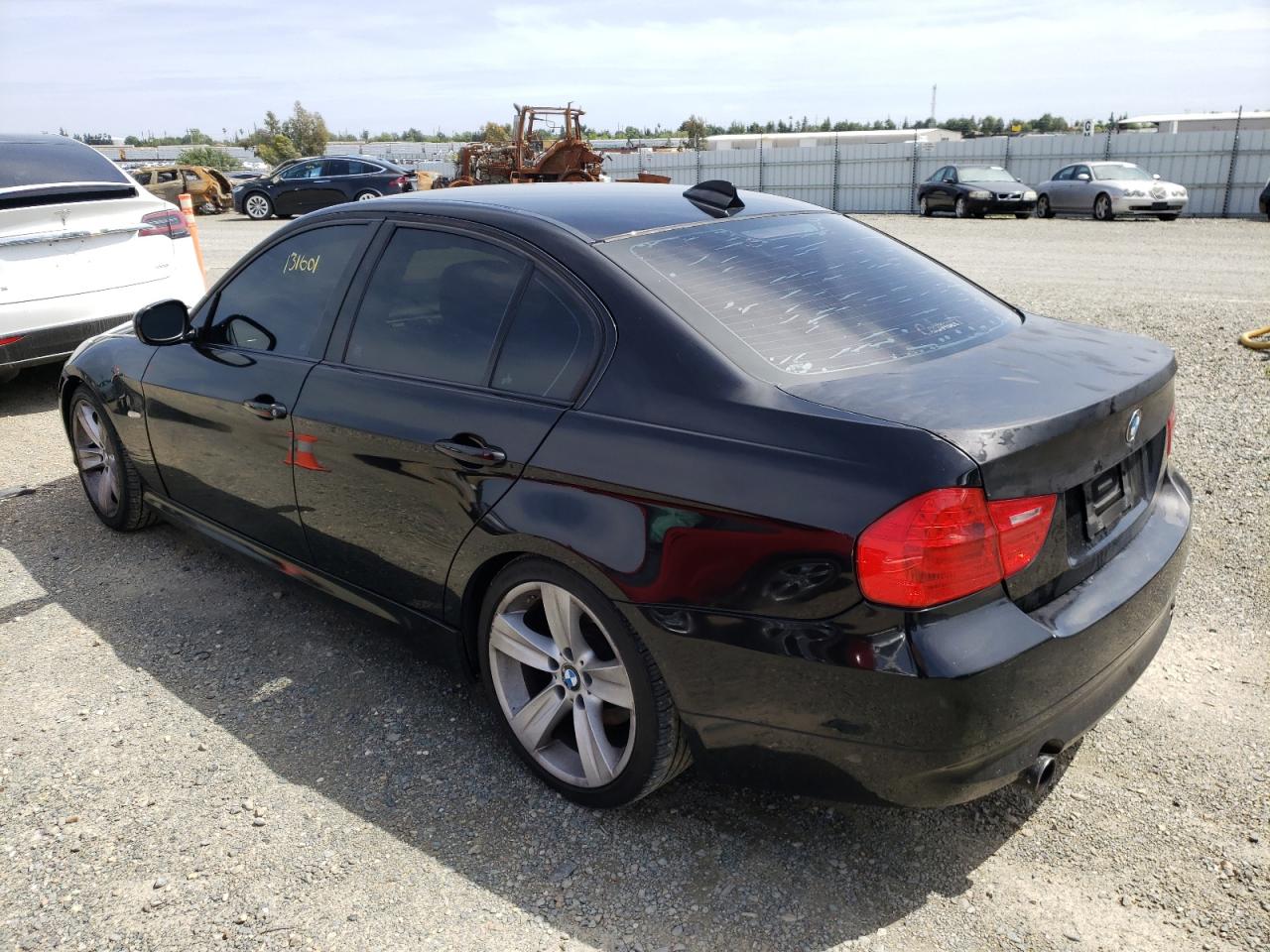 Photo 3 from auction – 2010 BMW 328 I with VIN WBAPH7G52ANM52468