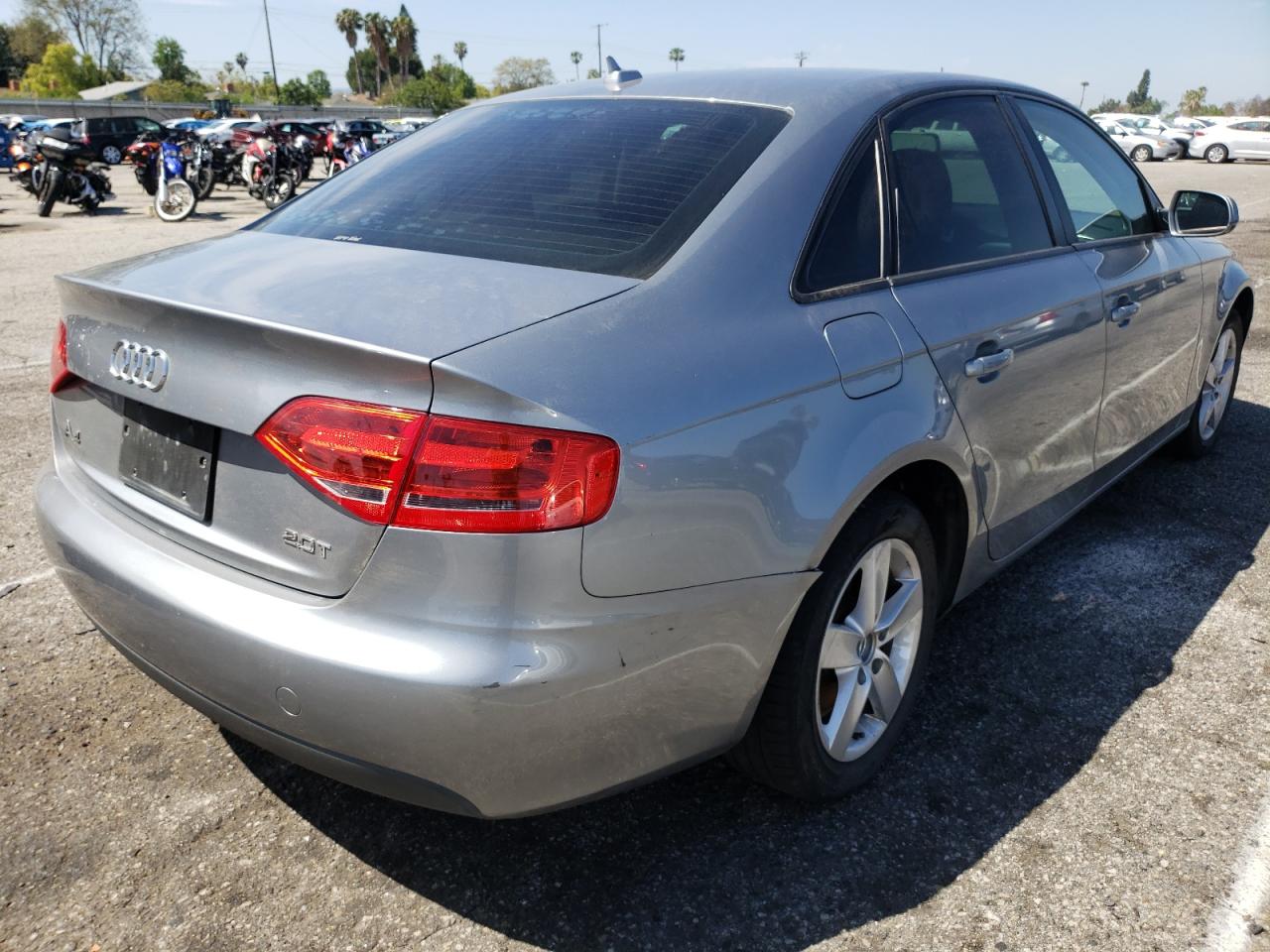 Фото 4 с аукциона – 2011 AUDI A4 PREMIUM с VIN WAUAFAFL4BN000760