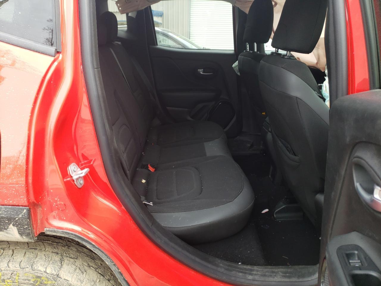 Photo 6 from auction – 2017 JEEP RENEGADE L with VIN ZACCJBBB2HPG08502