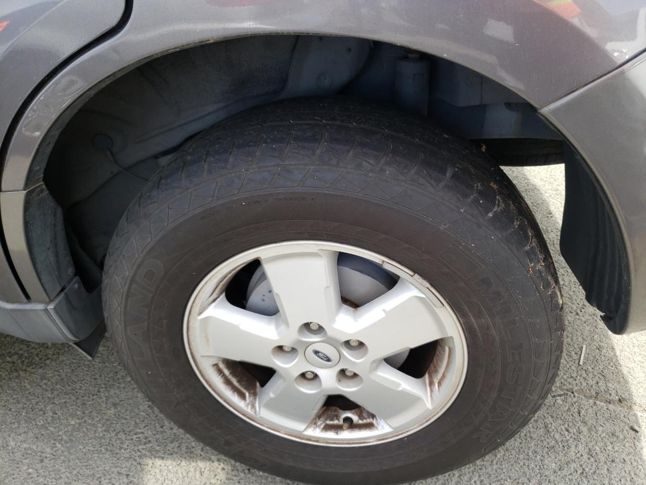 Photo 9 from auction – 2010 FORD ESCAPE XLT with VIN 1FMCU0D77AKA35175