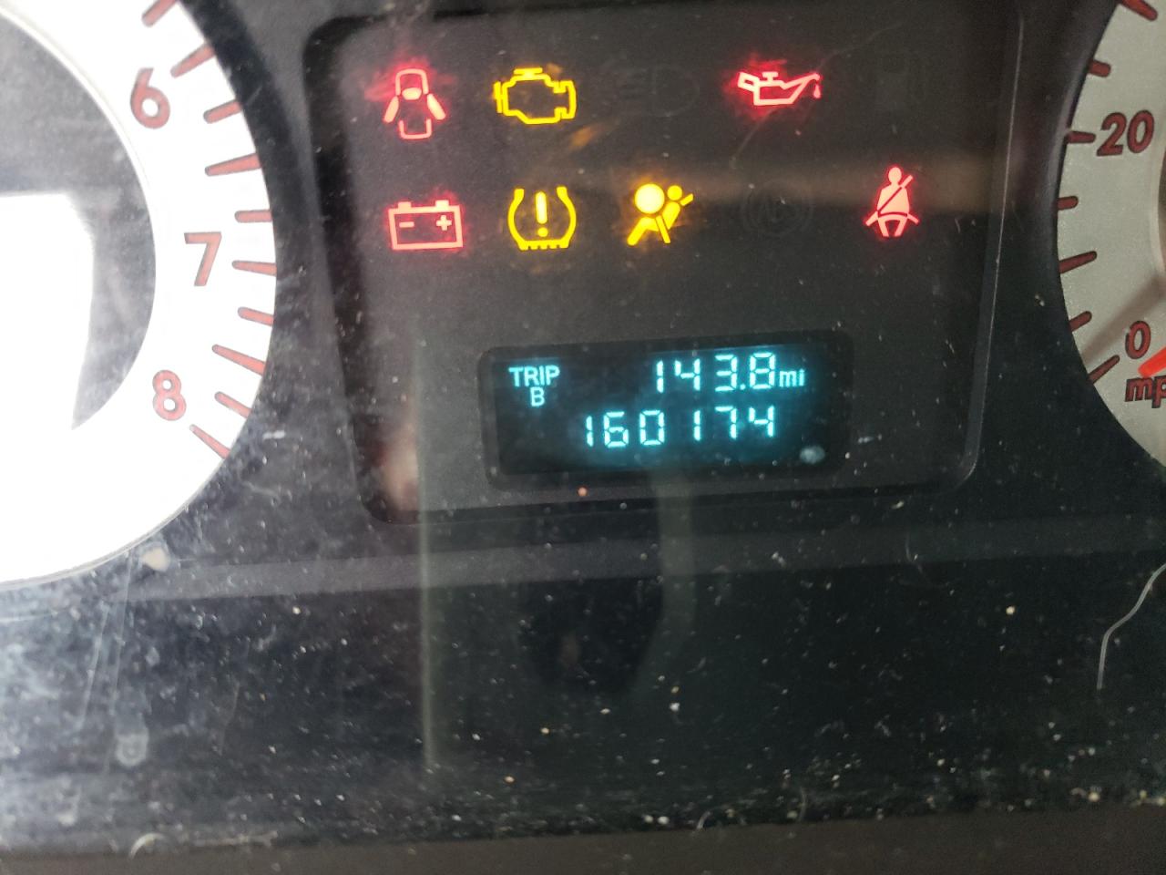 Photo 8 from auction – 2008 MAZDA TRIBUTE I with VIN 4F2CZ02Z08KM15155