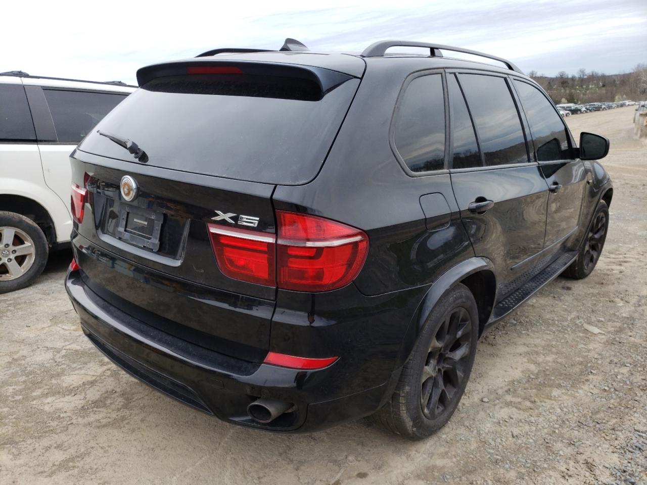 Photo 4 from auction – 2013 BMW X5 XDRIVE3 with VIN 5UXZV4C56D0B00392
