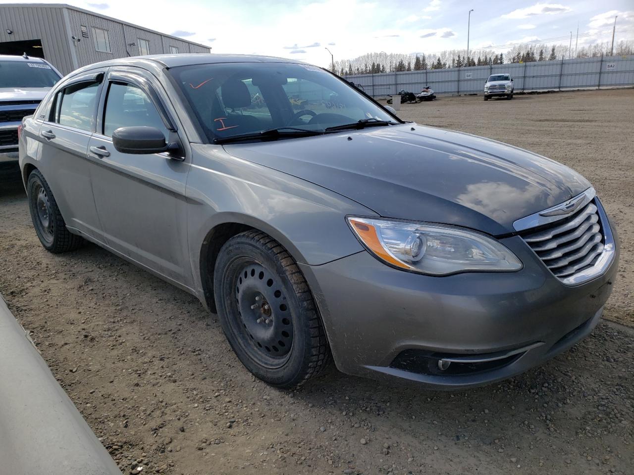 CHRYSLER 200 TOURIN 2013 with VIN 1C3CCBBB5DN673992 - Photo from auction