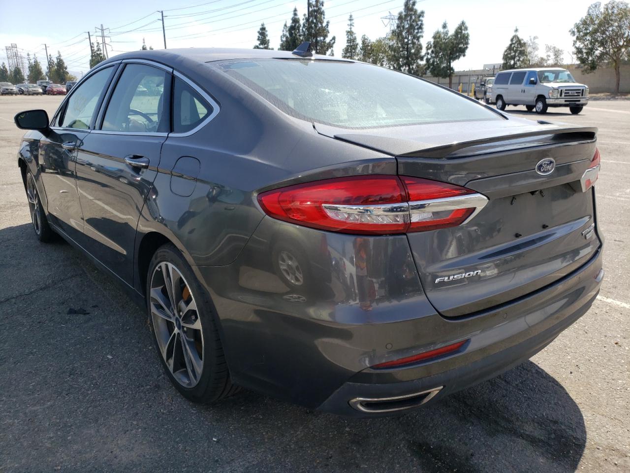 Photo 3 from auction – 2019 FORD FUSION TIT with VIN 3FA6P0D94KR154573