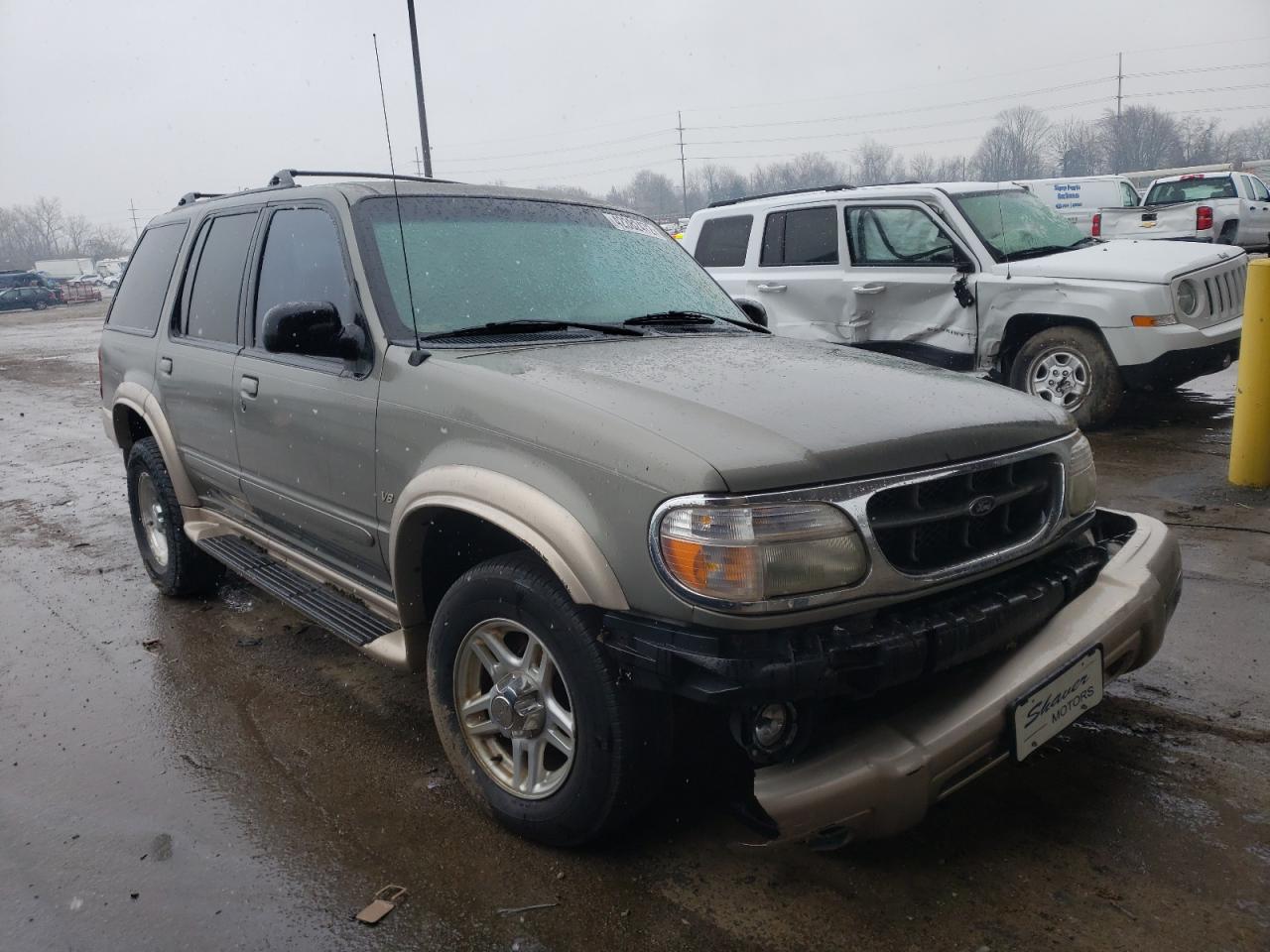 FORD EXPLORER E 2001 with VIN 1FMZU84P31ZA35240 - Photo from auction