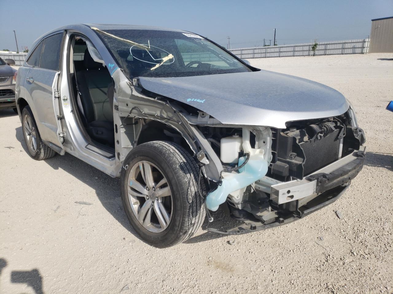 ACURA RDX 2015 with VIN 5J8TB3H37FL011481 - Photo from auction