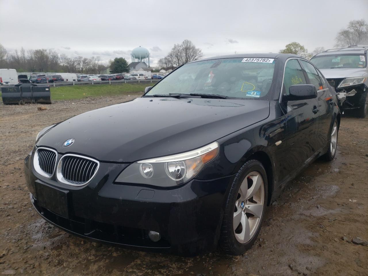 Photo 2 from auction – 2007 BMW 525 I with VIN WBANE53577CW65219