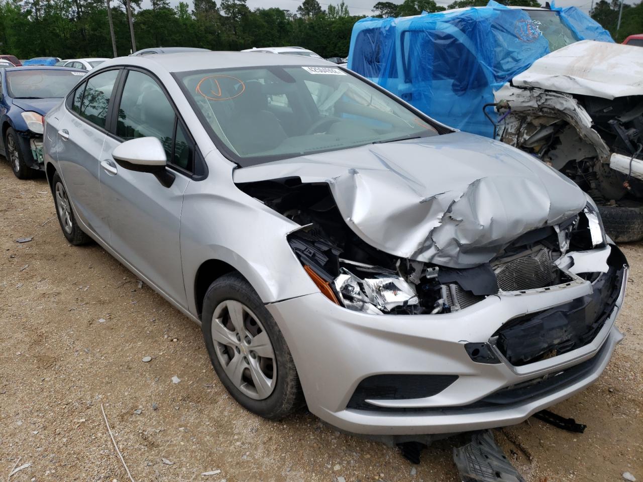 CHEVROLET CRUZE LS 2017 with VIN 1G1BC5SM2H7101548 - Photo from auction