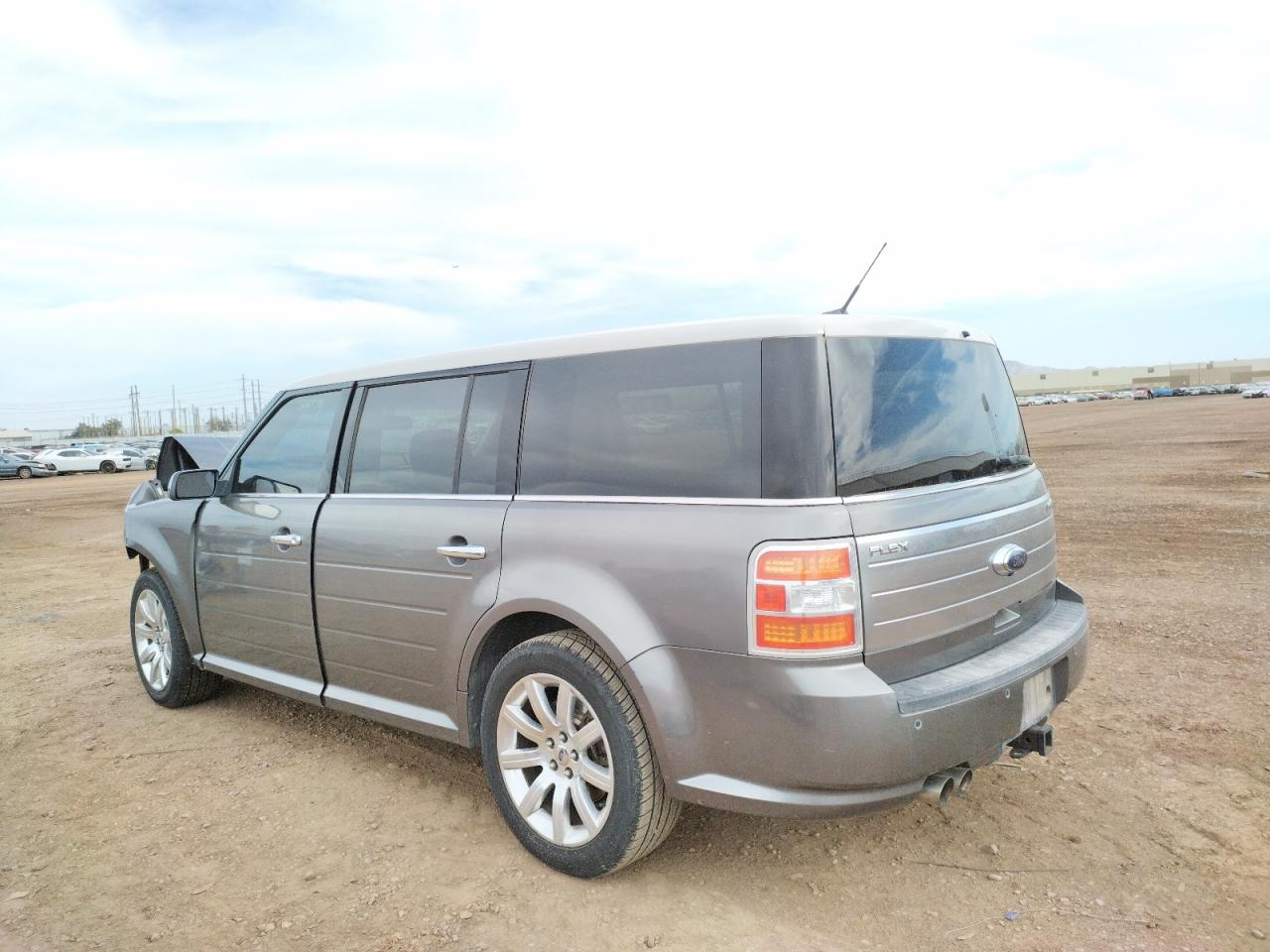 Photo 3 from auction – 2009 FORD FLEX LIMIT with VIN 2FMDK53C29BA26640
