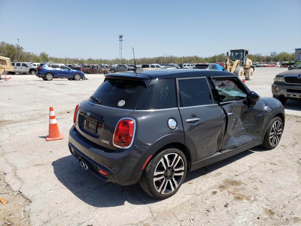 Photo 4 from auction – 2020 MINI COOPER S with VIN WMWXU9C06L2L62570