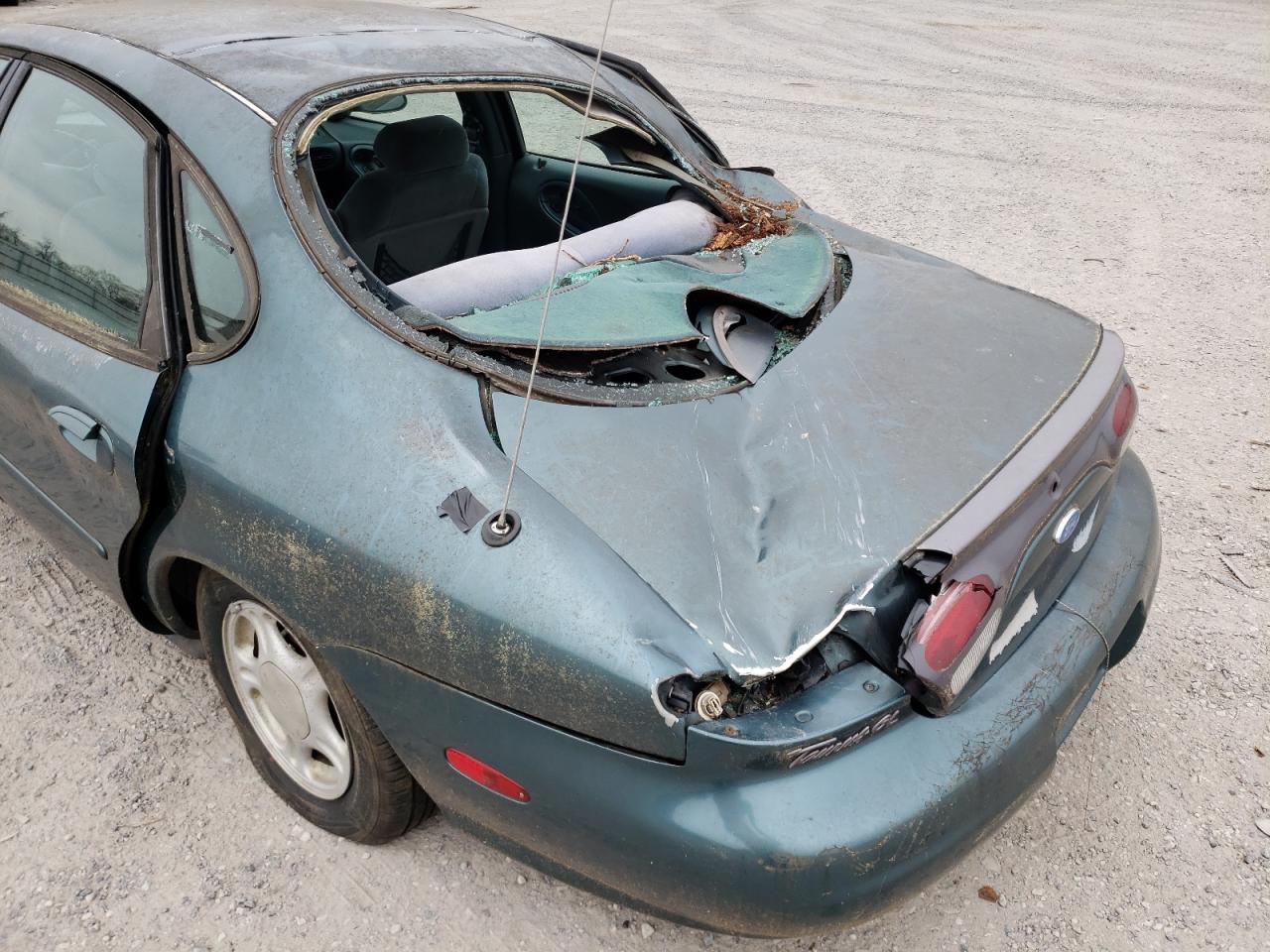 Photo 9 from auction – 1996 FORD TAURUS GL with VIN 1FALP52U2TG315955