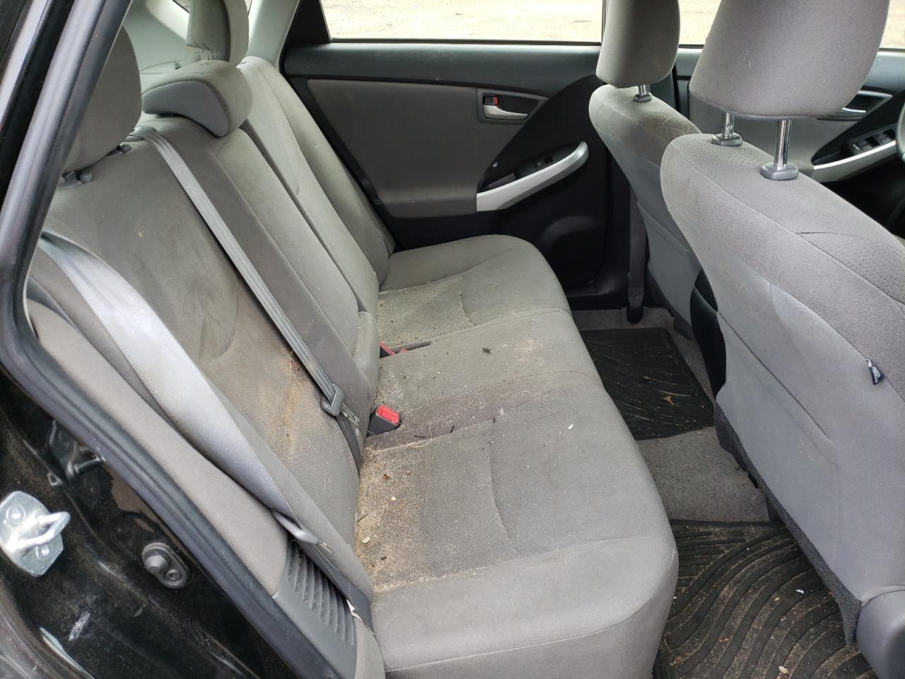 Photo 6 from auction – 2014 TOYOTA PRIUS with VIN JTDKN3DU5E0388035