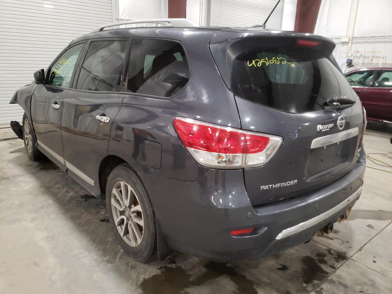 Photo 3 from auction – 2014 NISSAN PATHFINDER with VIN 5N1AR2MM2EC725961