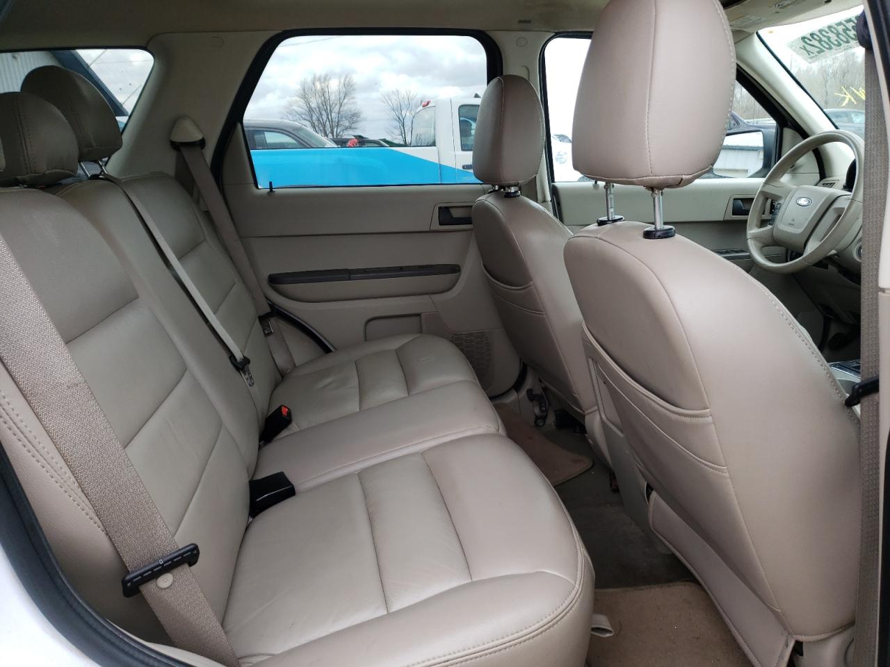 Photo 6 from auction – 2008 FORD ESCAPE XLT with VIN 1FMCU031X8KA91196