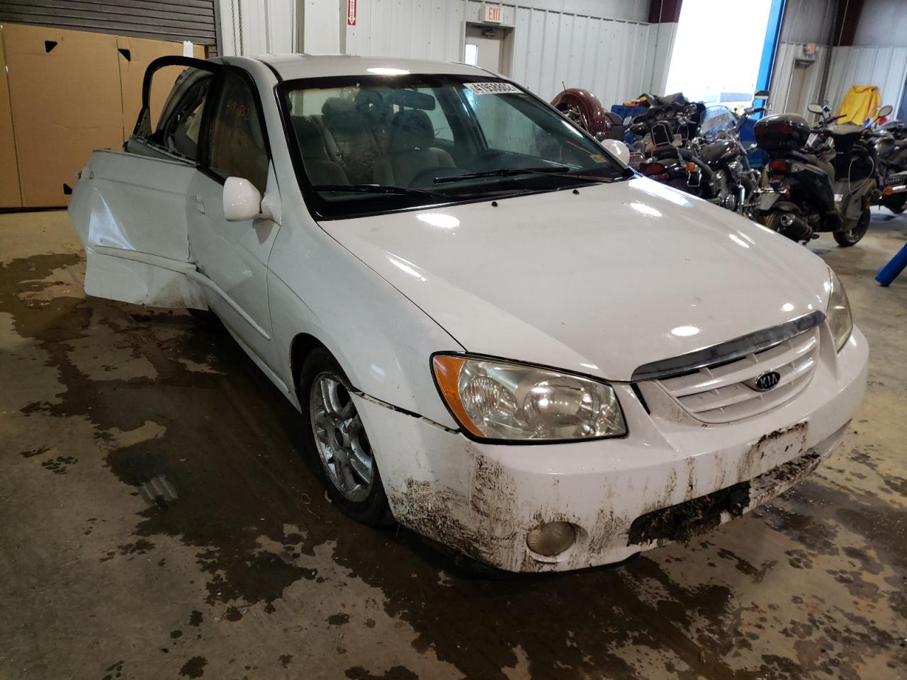 KIA SPECTRA LX 2005 with VIN KNAFE121955080137 - Photo from auction