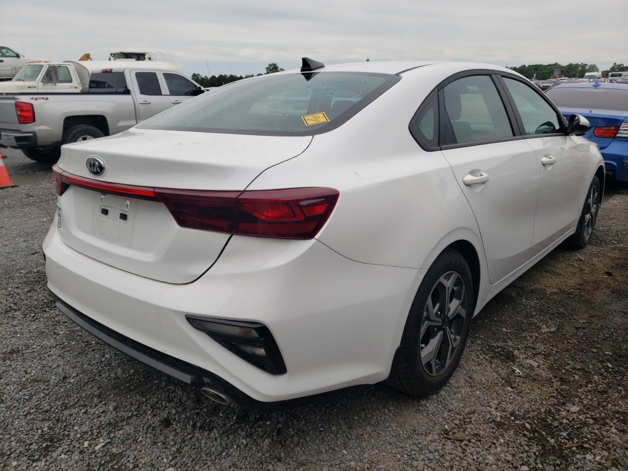 Photo 4 from auction – 2021 KIA FORTE FE with VIN 3KPF24AD5ME382794