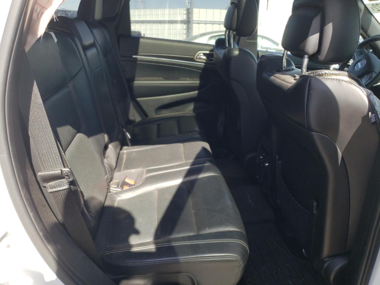 Photo 6 from auction – 2014 JEEP GRAND CHER with VIN 1C4RJFBG2EC530557