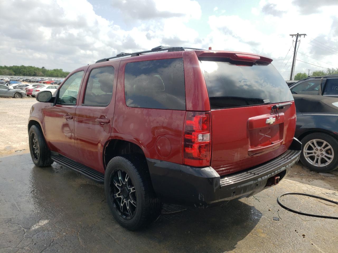 Photo 3 from auction – 2011 CHEVROLET TAHOE C150 with VIN 1GNSCAE07BR383780