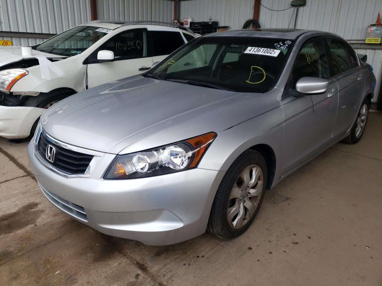 Photo 2 from auction – 2010 HONDA ACCORD EX with VIN 1HGCP2F74AA000511