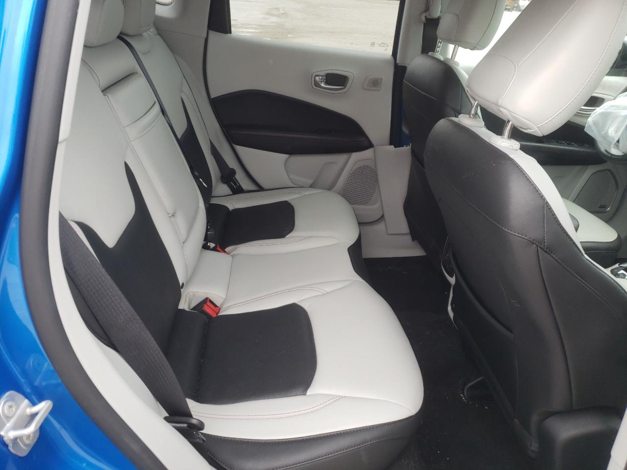 Photo 6 from auction – 2018 JEEP COMPASS LI with VIN 3C4NJCCB3JT300136
