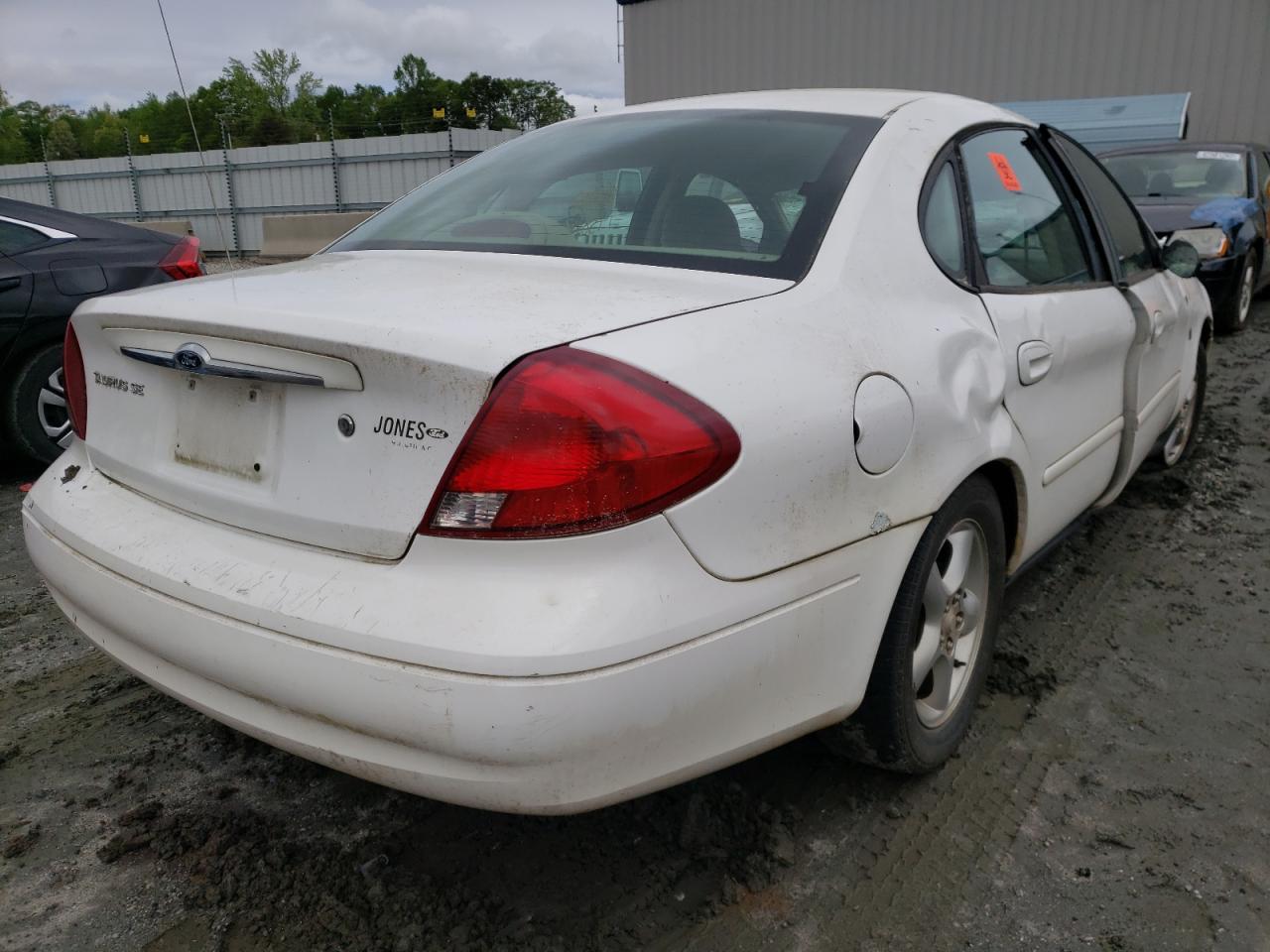 Photo 4 from auction – 2001 FORD TAURUS SE with VIN 1FAFP53241A244848