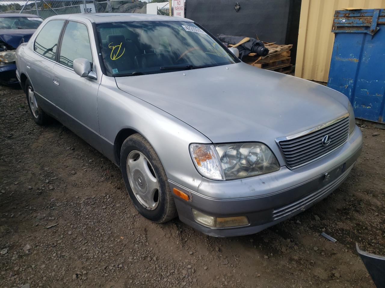 LEXUS LS 400 1999 with VIN JT8BH28F2X0151145 - Photo from auction