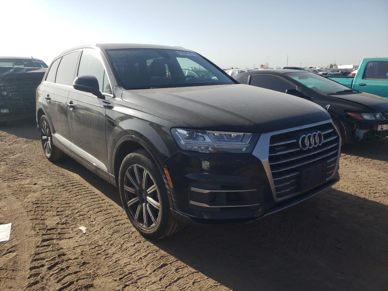 AUDI Q7 PRESTIG 2017 with VIN WA1VAAF76HD015646 - Photo from auction