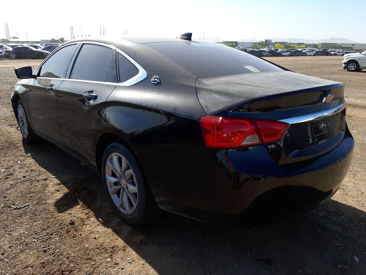 Photo 3 from auction – 2017 CHEVROLET IMPALA LT with VIN 2G1105S33H9157699