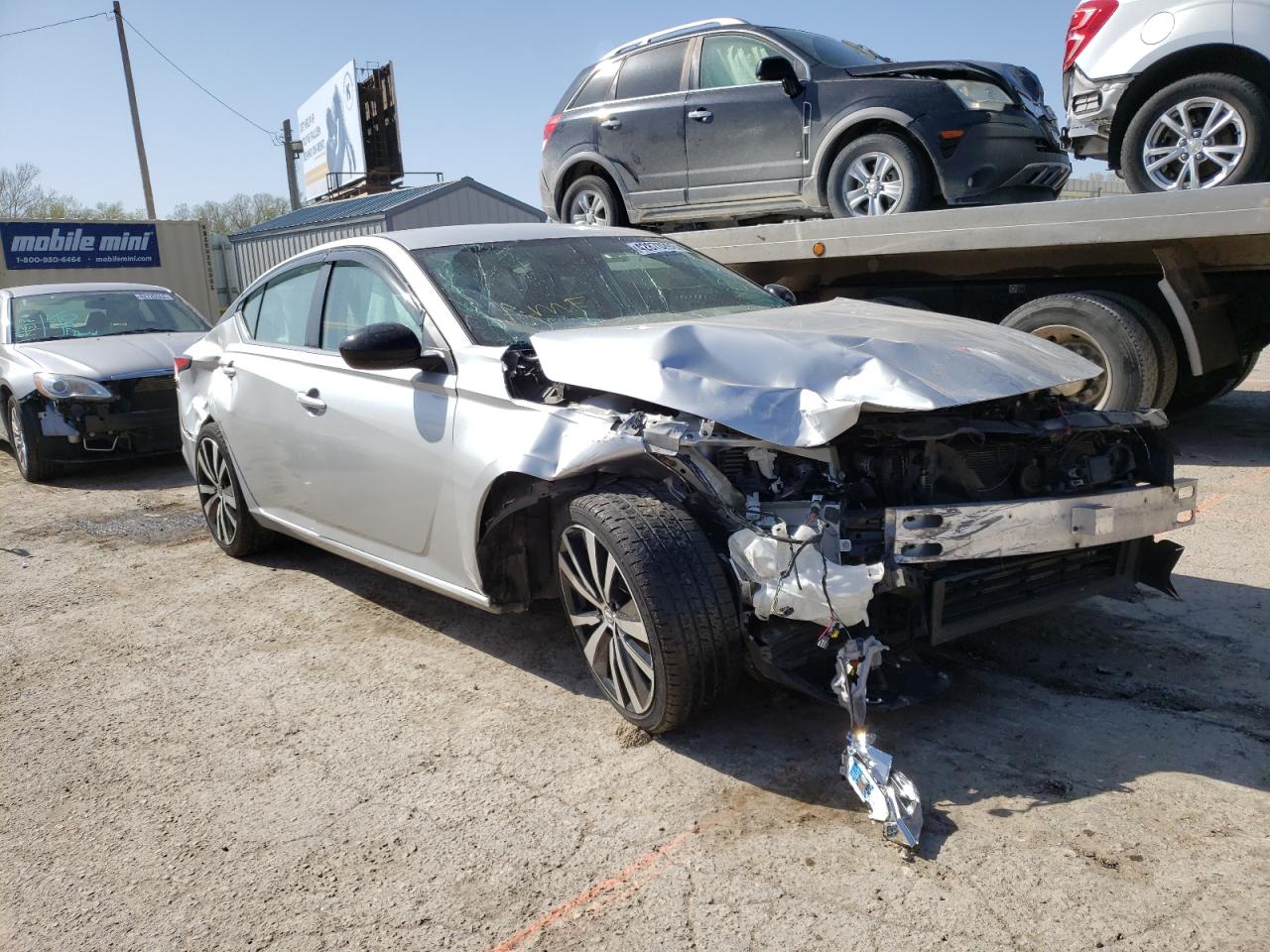 NISSAN ALTIMA SR 2019 with VIN 1N4BL4CV3KC169340 - Photo from auction