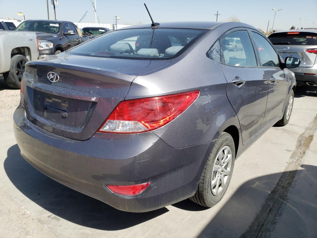Photo 4 from auction – 2013 HYUNDAI ACCENT GLS with VIN KMHCT4AE7DU556872