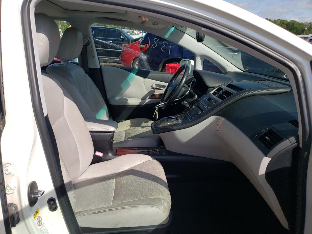 Photo 5 from auction – 2010 LEXUS HS 250H with VIN JTHBB1BA1A2023127