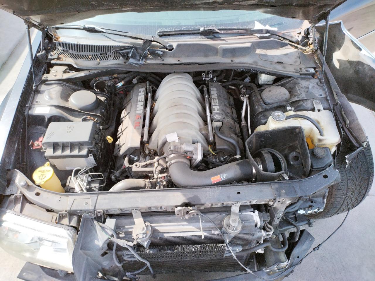 Photo 7 from auction – 2006 CHRYSLER 300C SRT-8 with VIN 2C3LA73W96H215940