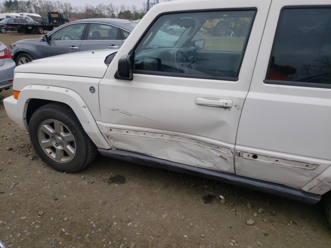 Photo 9 from auction – 2006 JEEP COMMANDER with VIN 1J8HG58216C365174