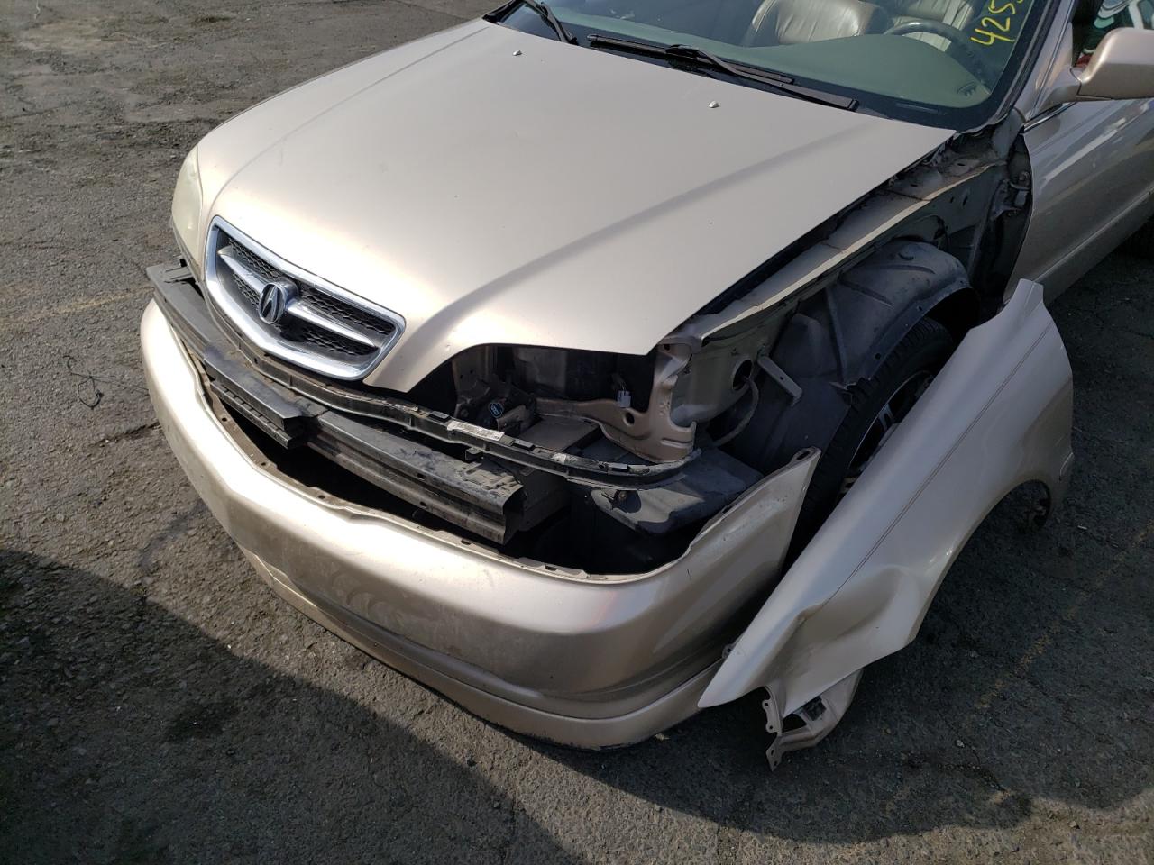 Photo 9 from auction – 2000 ACURA 3.2TL with VIN 19UUA5661YA004797