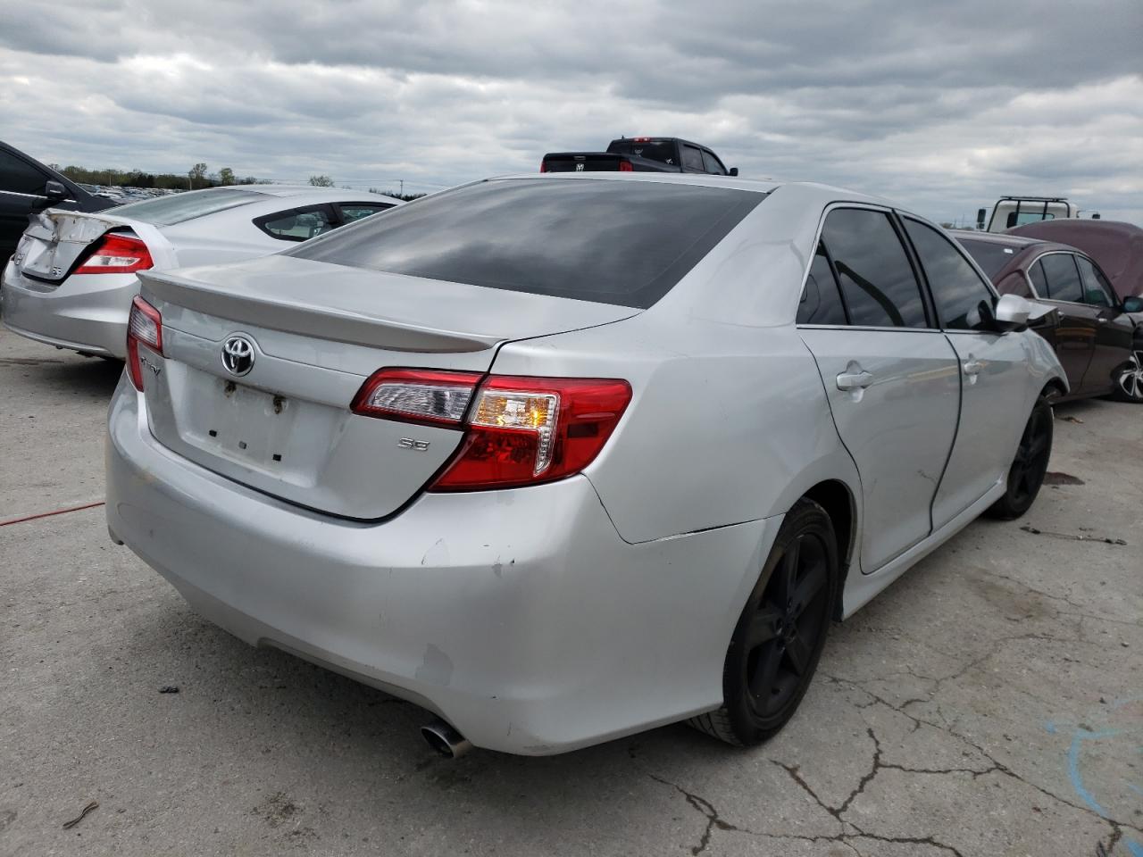 Photo 4 from auction – 2013 TOYOTA CAMRY L with VIN 4T1BF1FK2DU290015