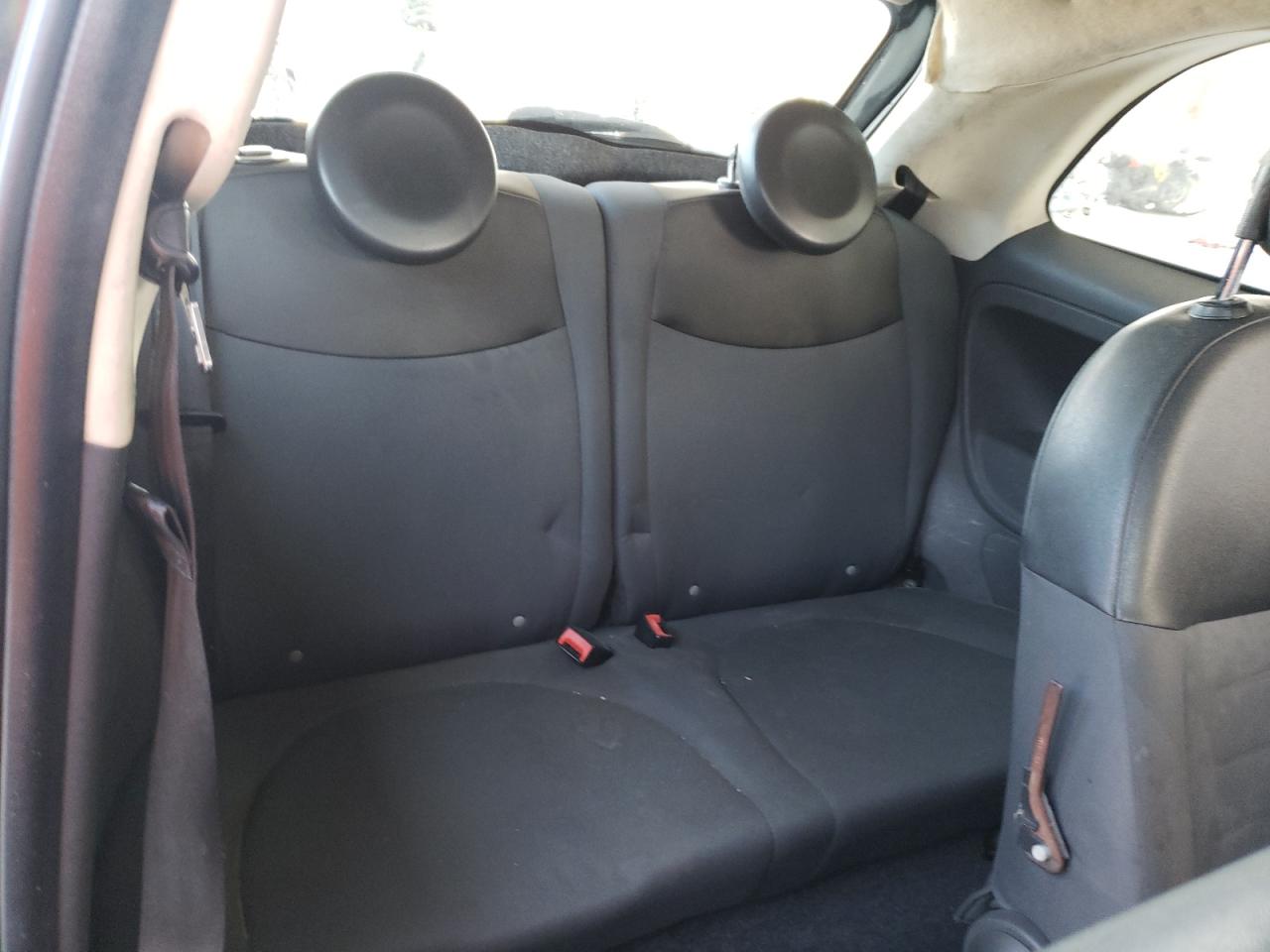 Photo 6 from auction – 2013 FIAT 500 POP with VIN 3C3CFFAR8DT583135