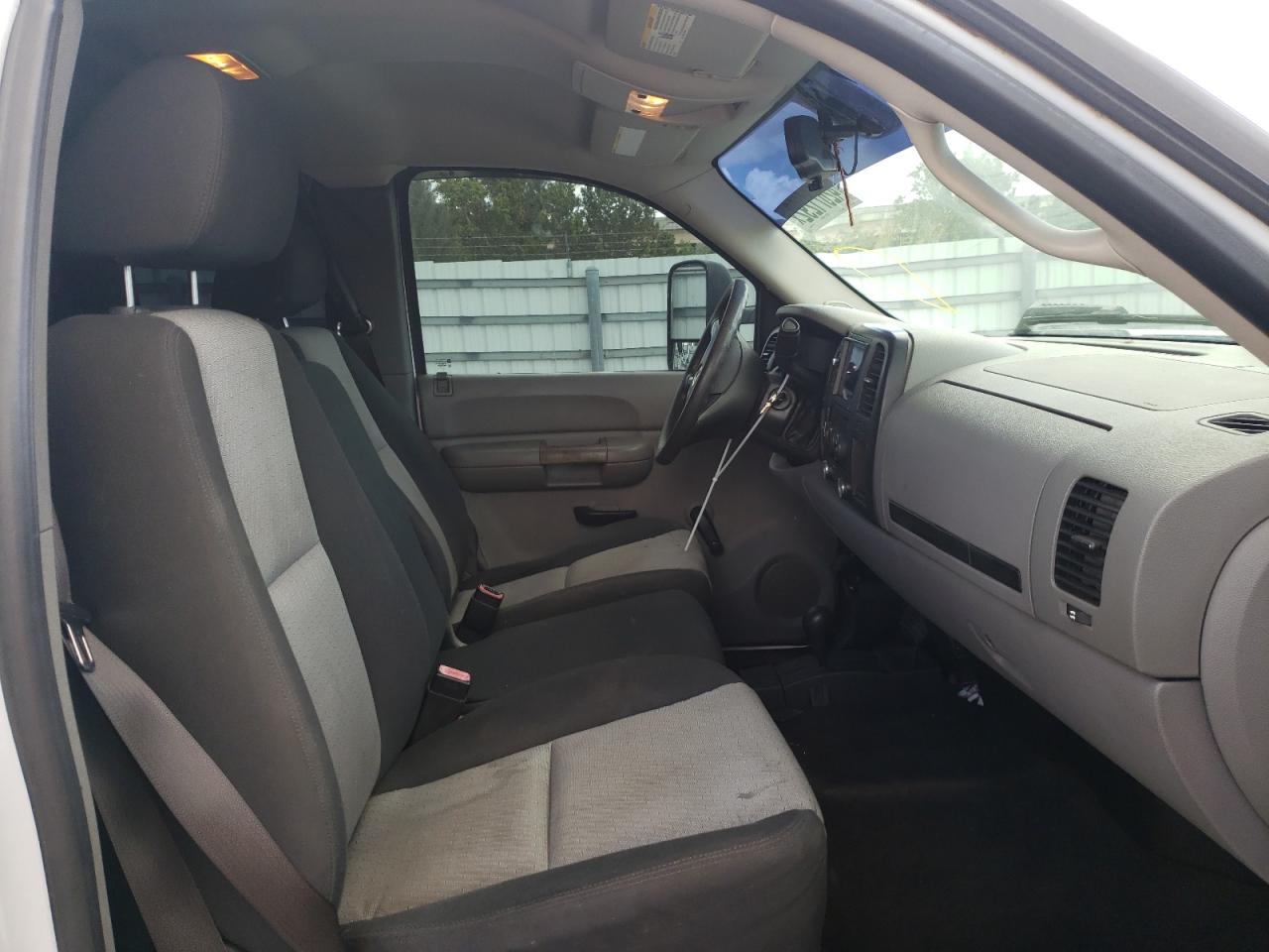 Photo 5 from auction – 2007 CHEVROLET SILVERADO with VIN 2GCEK19C471581049