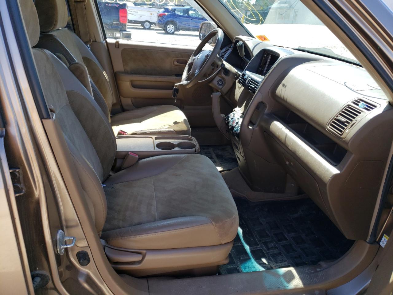 Photo 5 from auction – 2004 HONDA CR-V EX with VIN JHLRD78804C055036