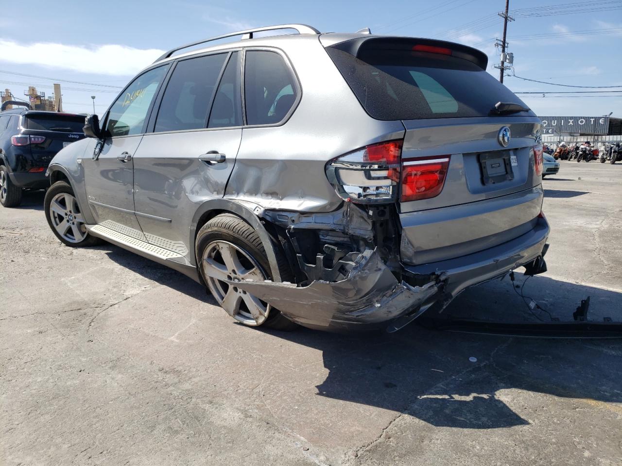 Photo 3 from auction – 2011 BMW X5 XDRIVE3 with VIN 5UXZW0C57BL663000