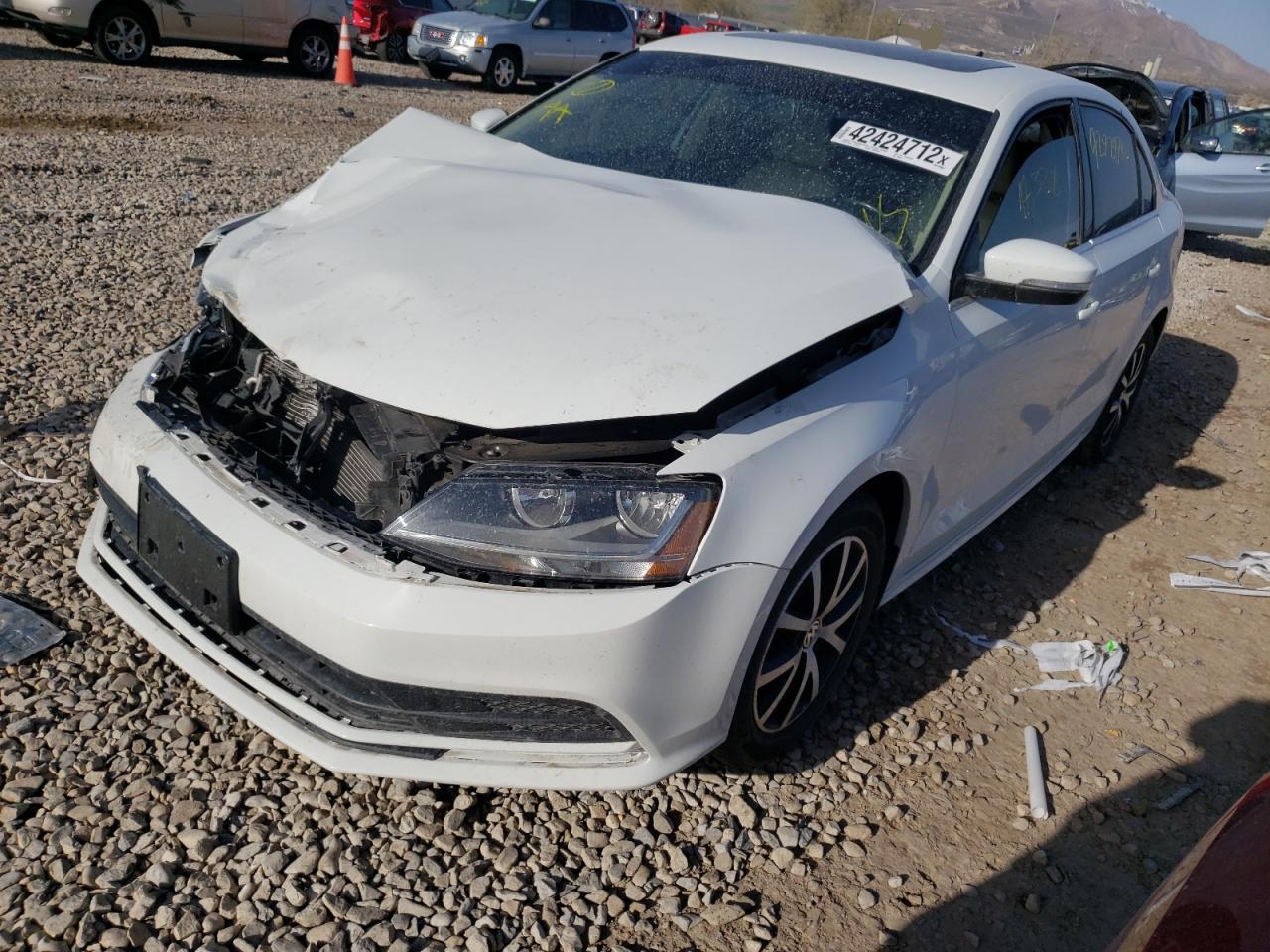 Photo 2 from auction – 2017 VOLKSWAGEN JETTA SE with VIN 3VWDB7AJ5HM304832