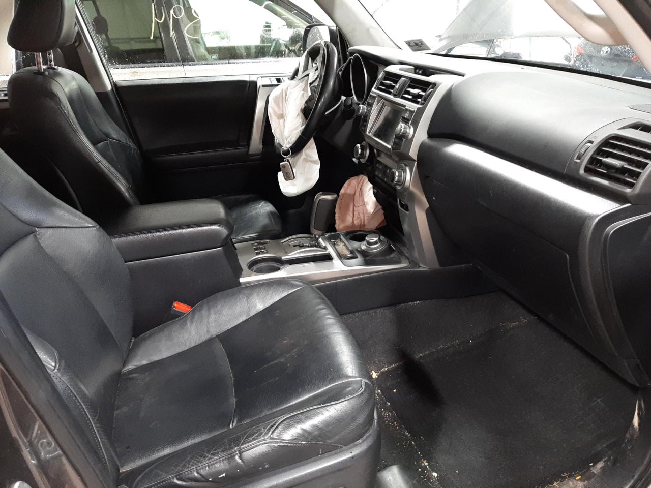 Photo 19 from auction – 2010 TOYOTA 4RUNNER SR with VIN JTEBU5JR0A5019977