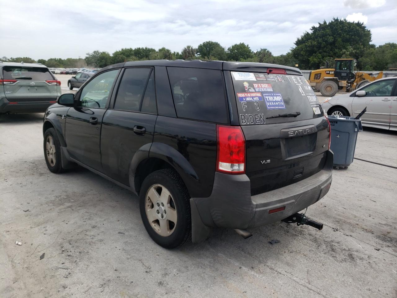 Photo 3 from auction – 2005 SATURN VUE with VIN 5GZCZ53455S855057