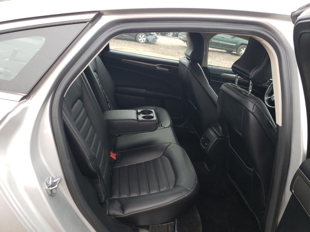 Photo 6 from auction – 2017 FORD FUSION SE with VIN 3FA6P0H99HR348972