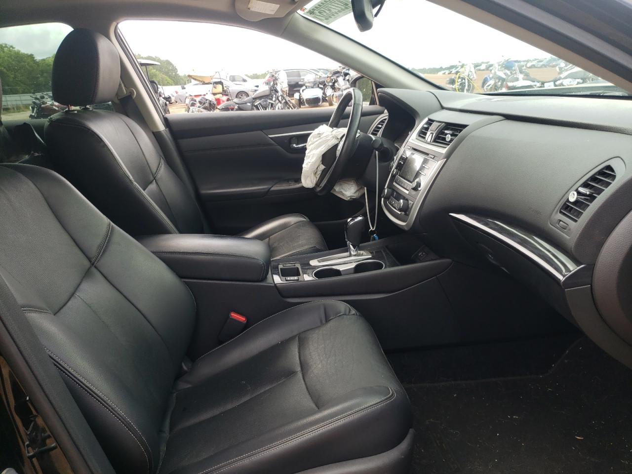 Photo 5 from auction – 2016 NISSAN ALTIMA 2.5 with VIN 1N4AL3AP3GC149008