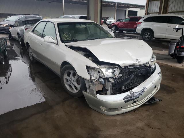 LEXUS ES 300 2000 with VIN JT8BF28G3Y0249200 - Photo from auction