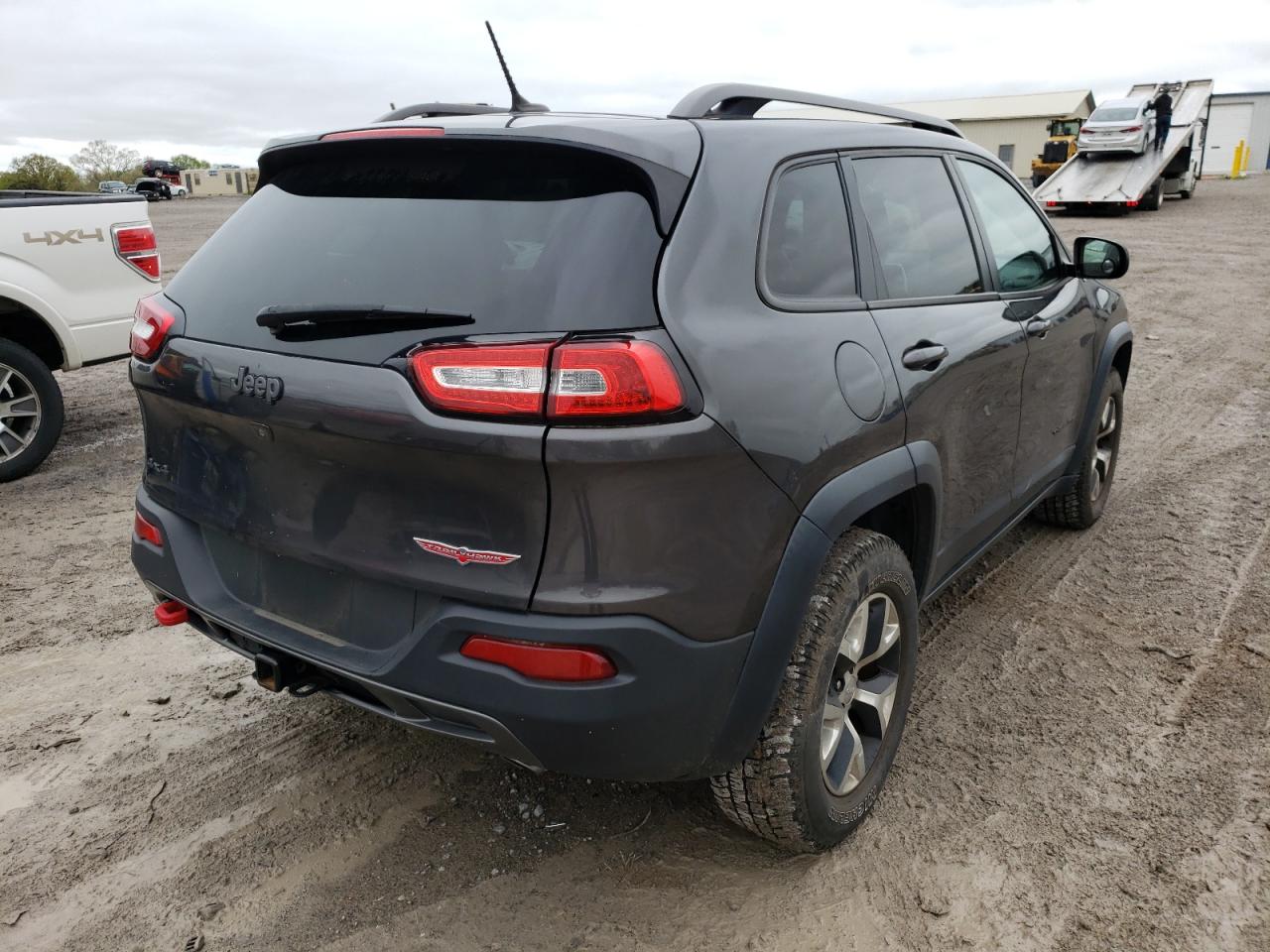 Photo 4 from auction – 2015 JEEP CHEROKEE T with VIN 1C4PJMBS5FW599114