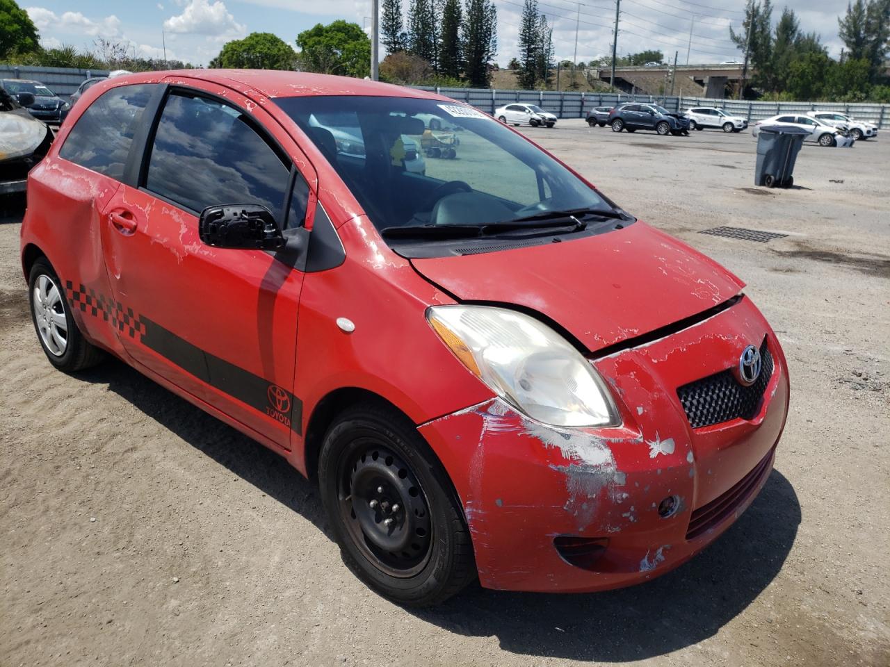 TOYOTA YARIS 2007 with VIN JTDJT903675112261 - Photo from auction