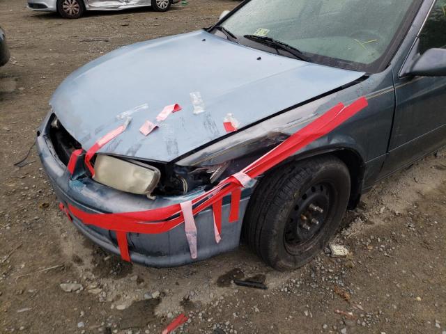 Photo 9 from auction – 2001 TOYOTA CAMRY CE with VIN 4T1BG22K81U792158