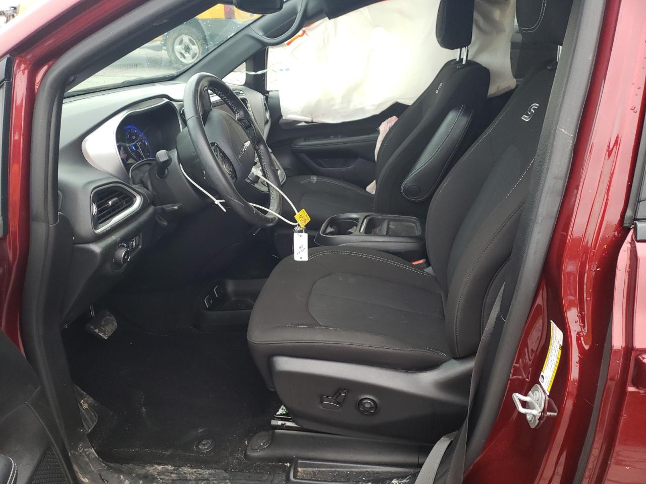 Photo 5 from auction – 2020 CHRYSLER PACIFICA T with VIN 2C4RC1FG3LR232272